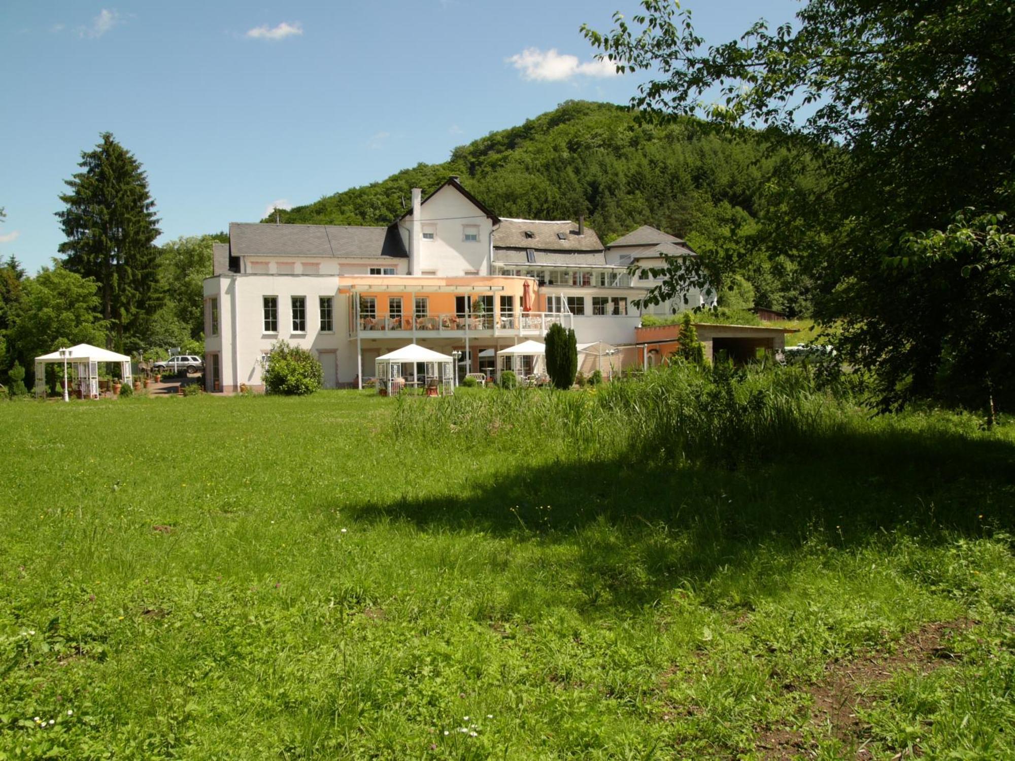 Historisches Landhotel Studentenmuehle Nomborn Exterior foto