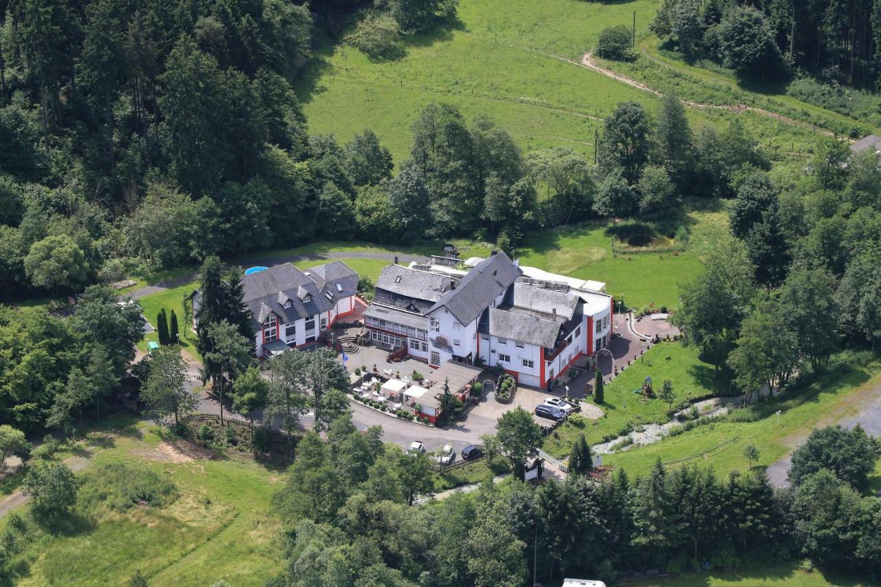 Historisches Landhotel Studentenmuehle Nomborn Exterior foto