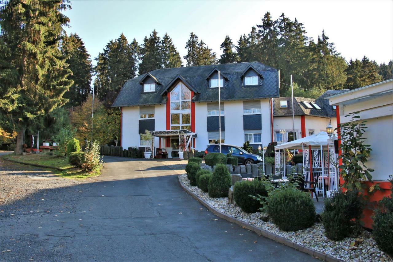 Historisches Landhotel Studentenmuehle Nomborn Exterior foto